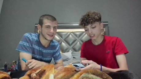 gayndepressed  27-04-2022